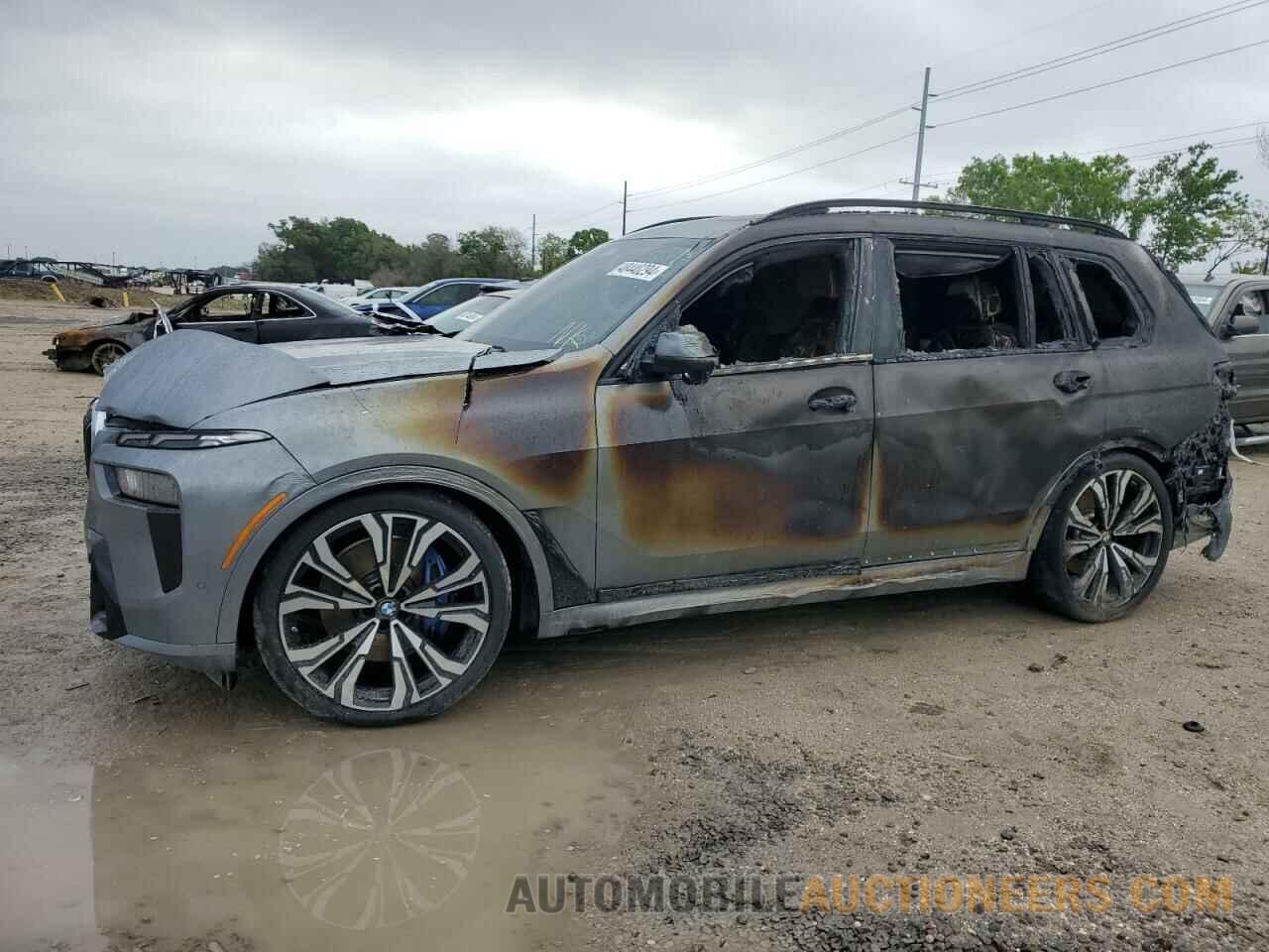 5UX23EM08P9P88067 BMW X7 2023