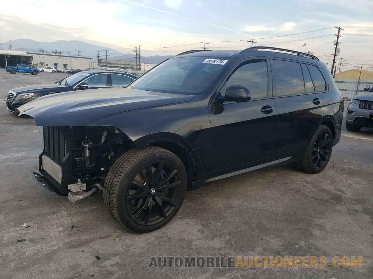 5UX23EM0XR9S14573 BMW X7 2024