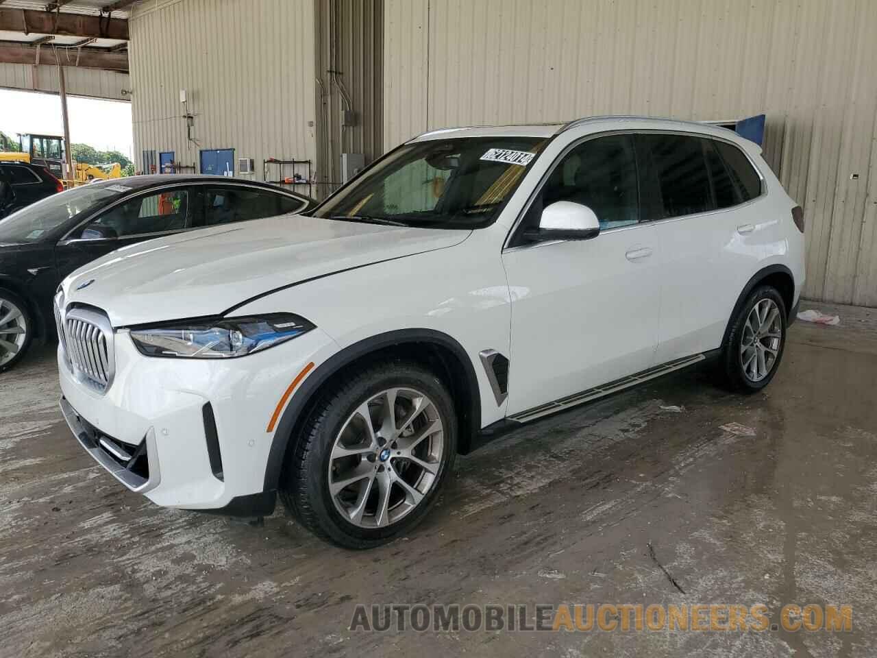 5UX23EU01R9T45312 BMW X5 2024