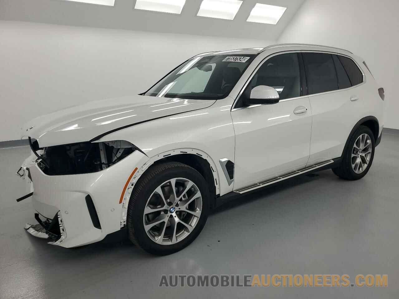 5UX23EU01R9T84935 BMW X5 2024