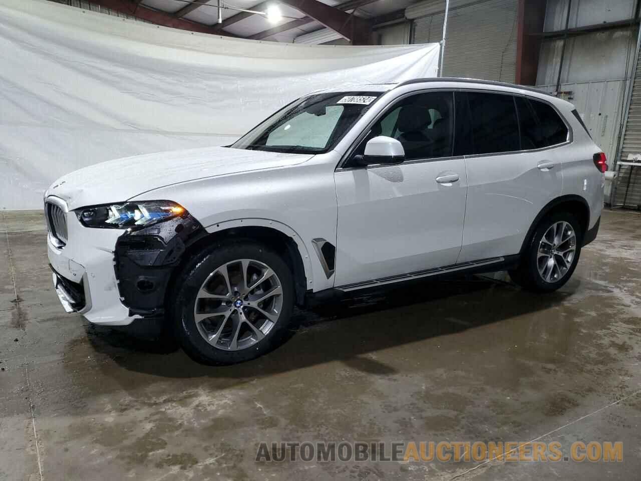 5UX23EU01R9U31946 BMW X5 2024