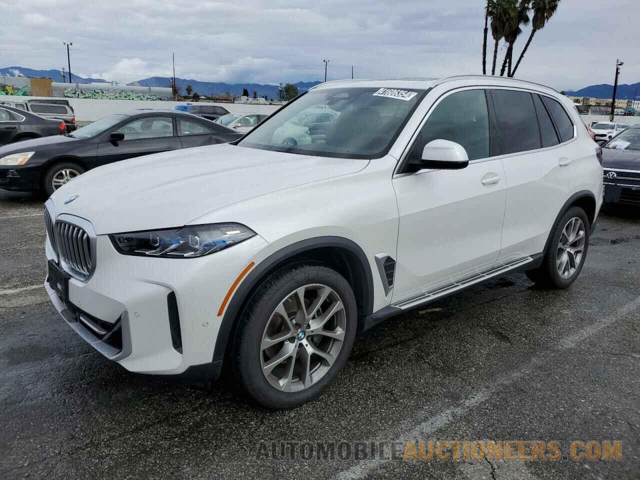 5UX23EU01R9U85067 BMW X5 2024