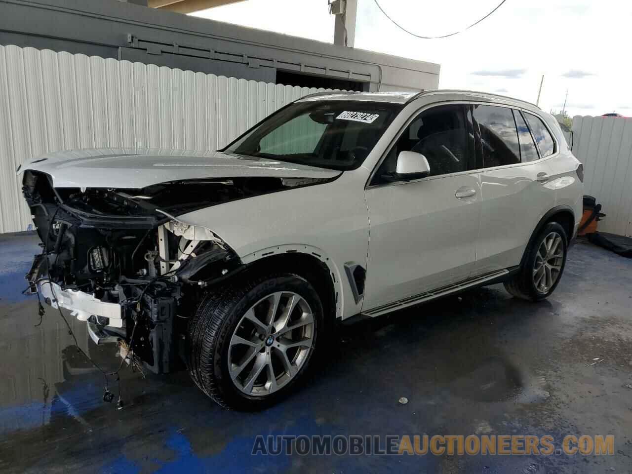 5UX23EU01R9V08203 BMW X5 2024