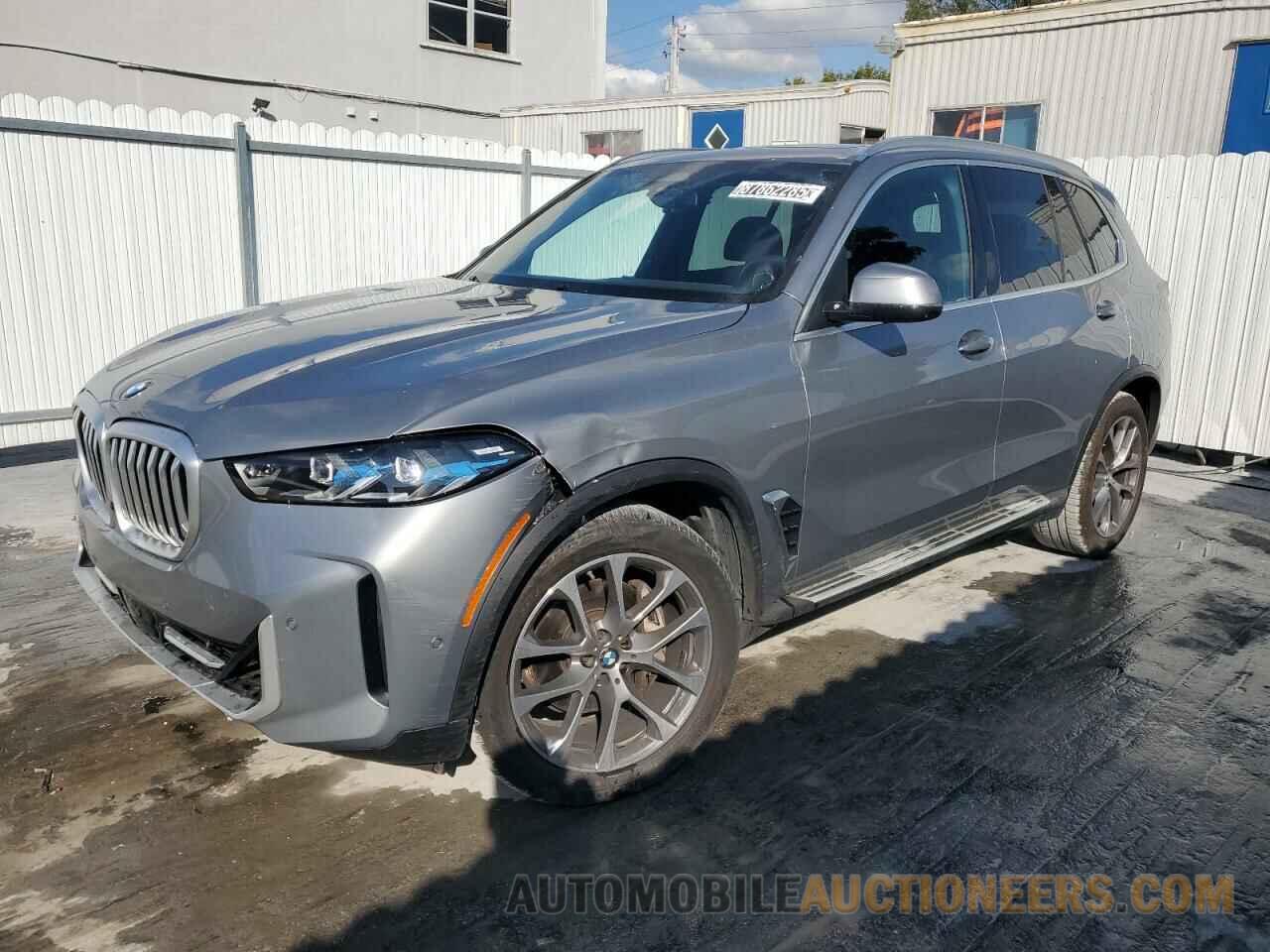 5UX23EU01R9V39693 BMW X5 2024