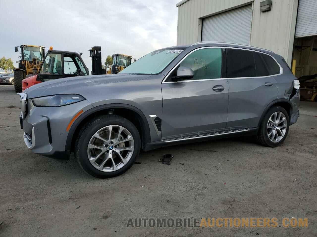 5UX23EU02R9S52105 BMW X5 2024