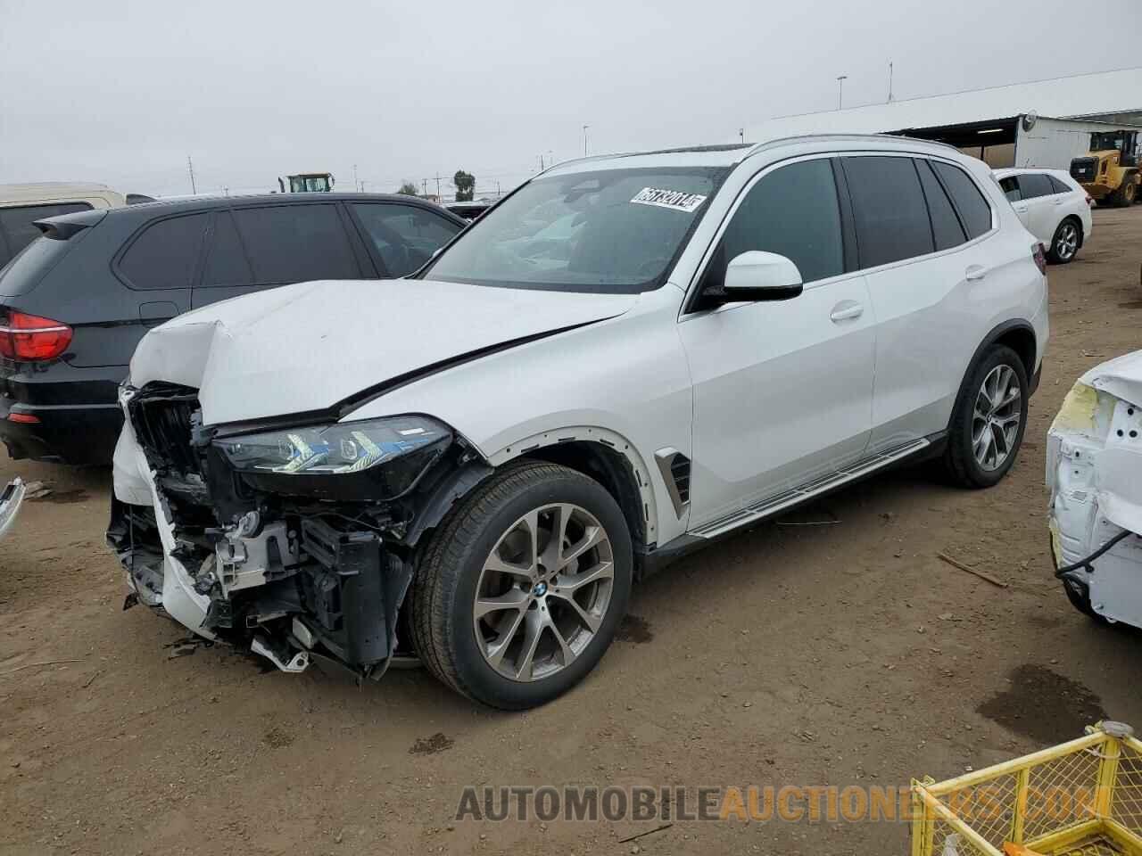 5UX23EU02R9V09067 BMW X5 2024