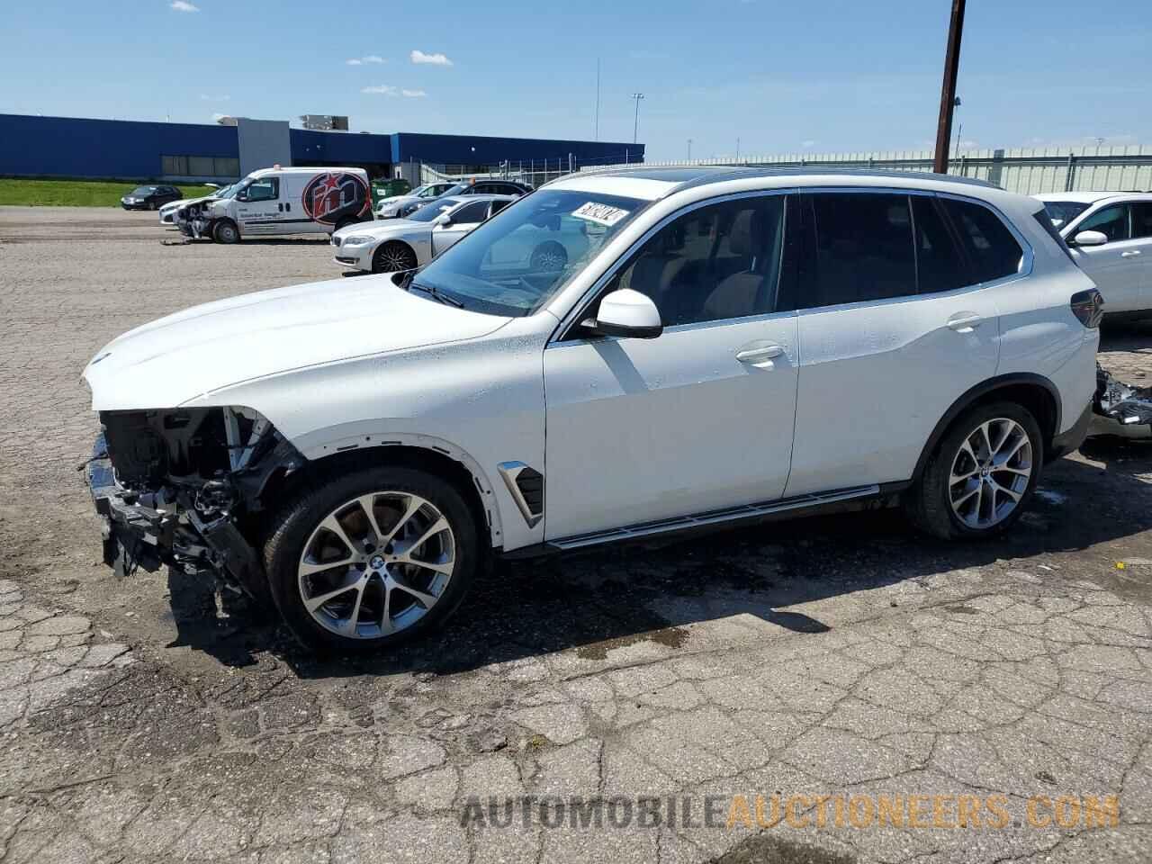 5UX23EU03R9T89747 BMW X5 2024