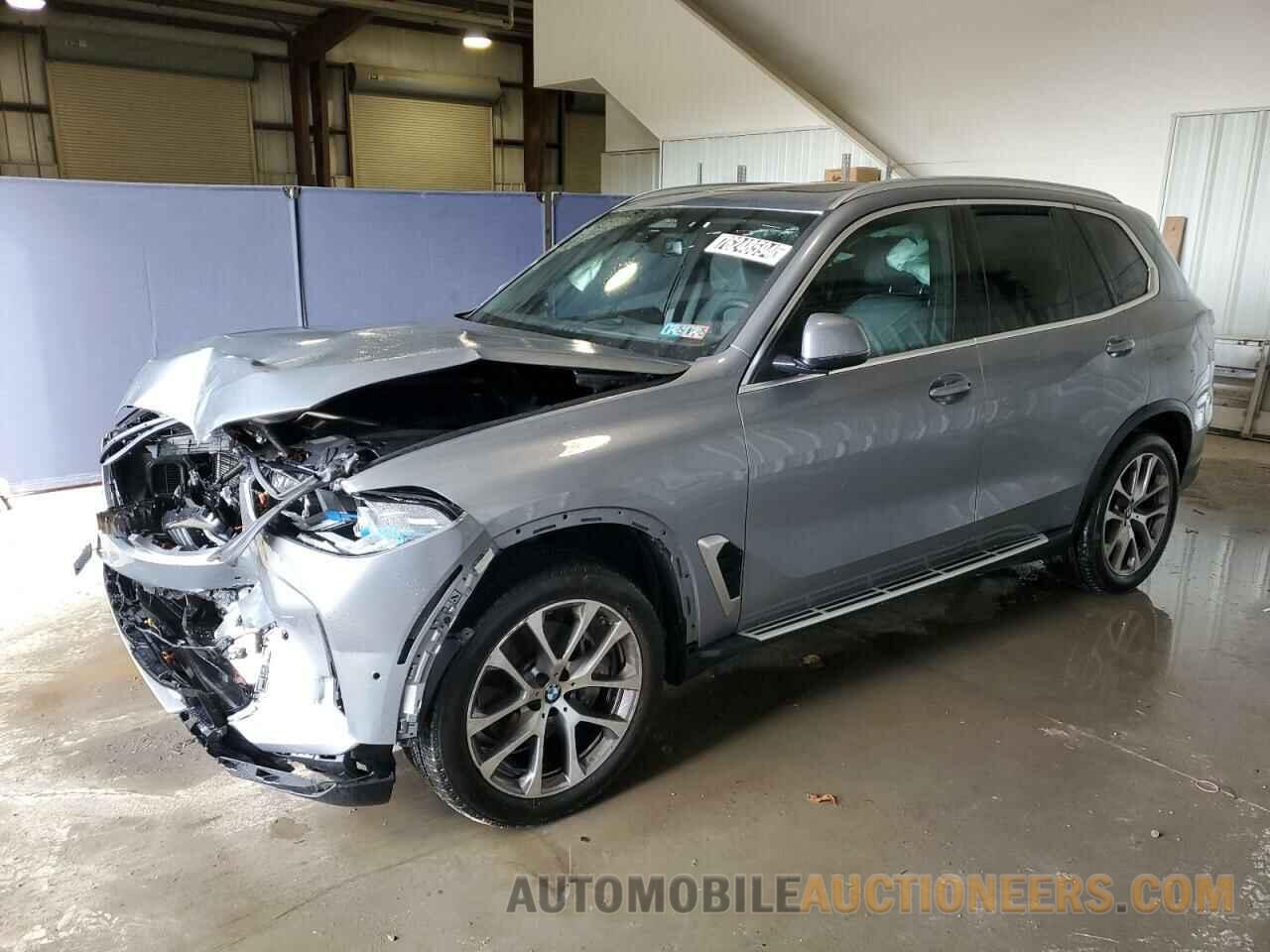 5UX23EU03R9V09126 BMW X5 2024