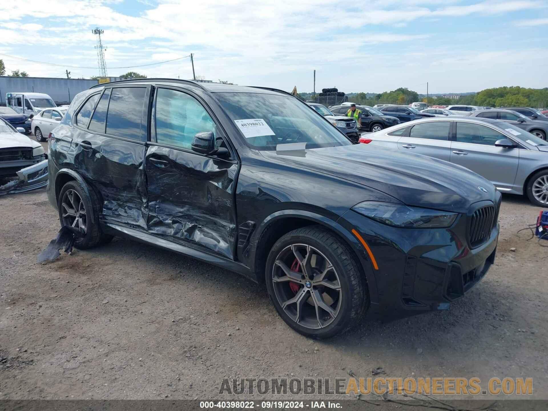 5UX23EU04R9T03135 BMW X5 2024