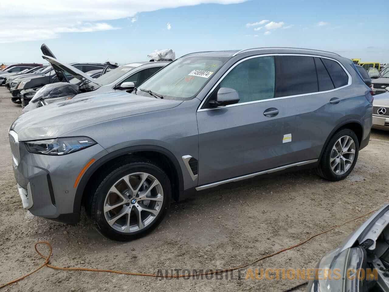 5UX23EU05S9Y10227 BMW X5 2025