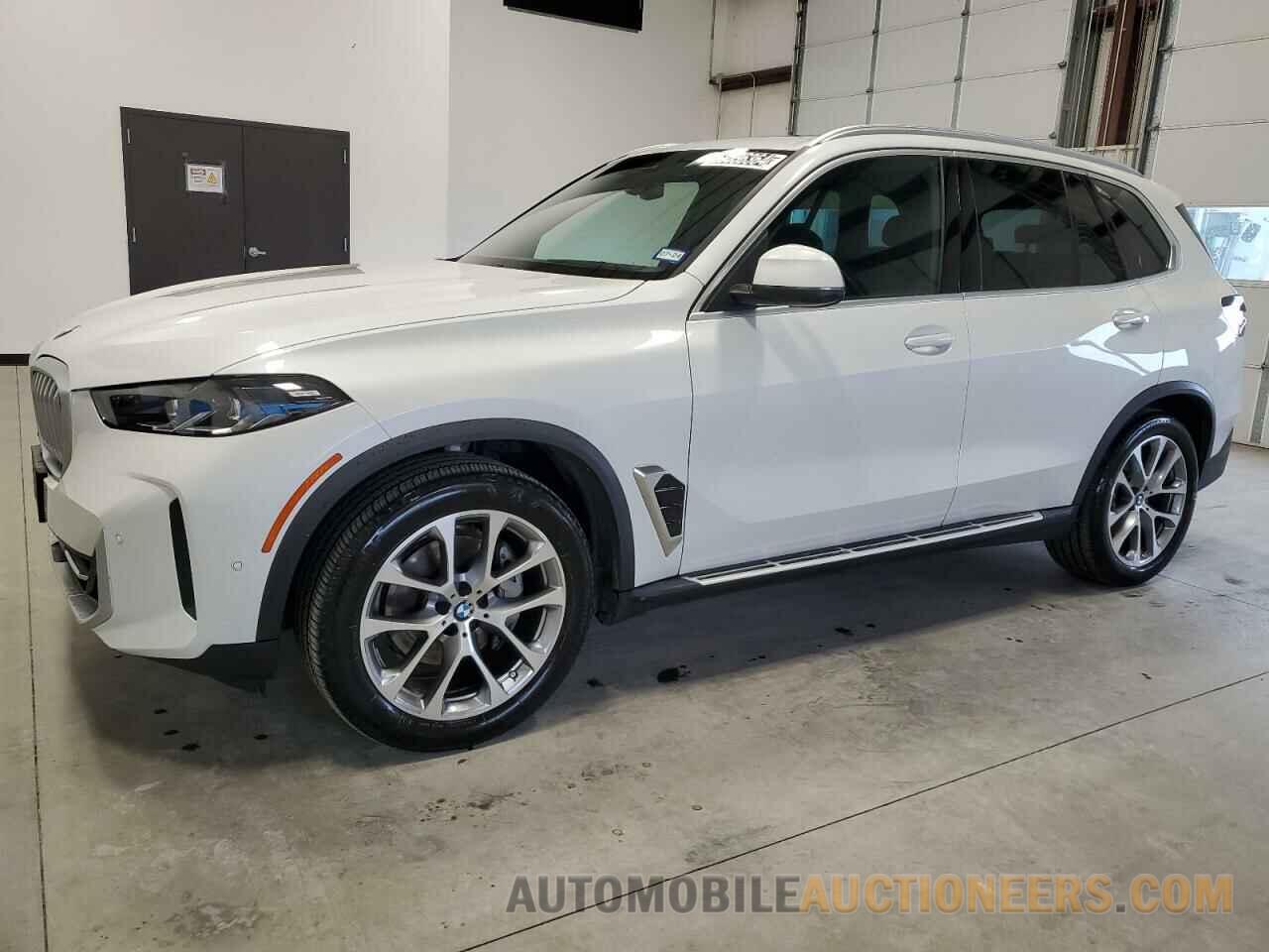 5UX23EU06R9T52515 BMW X5 2024