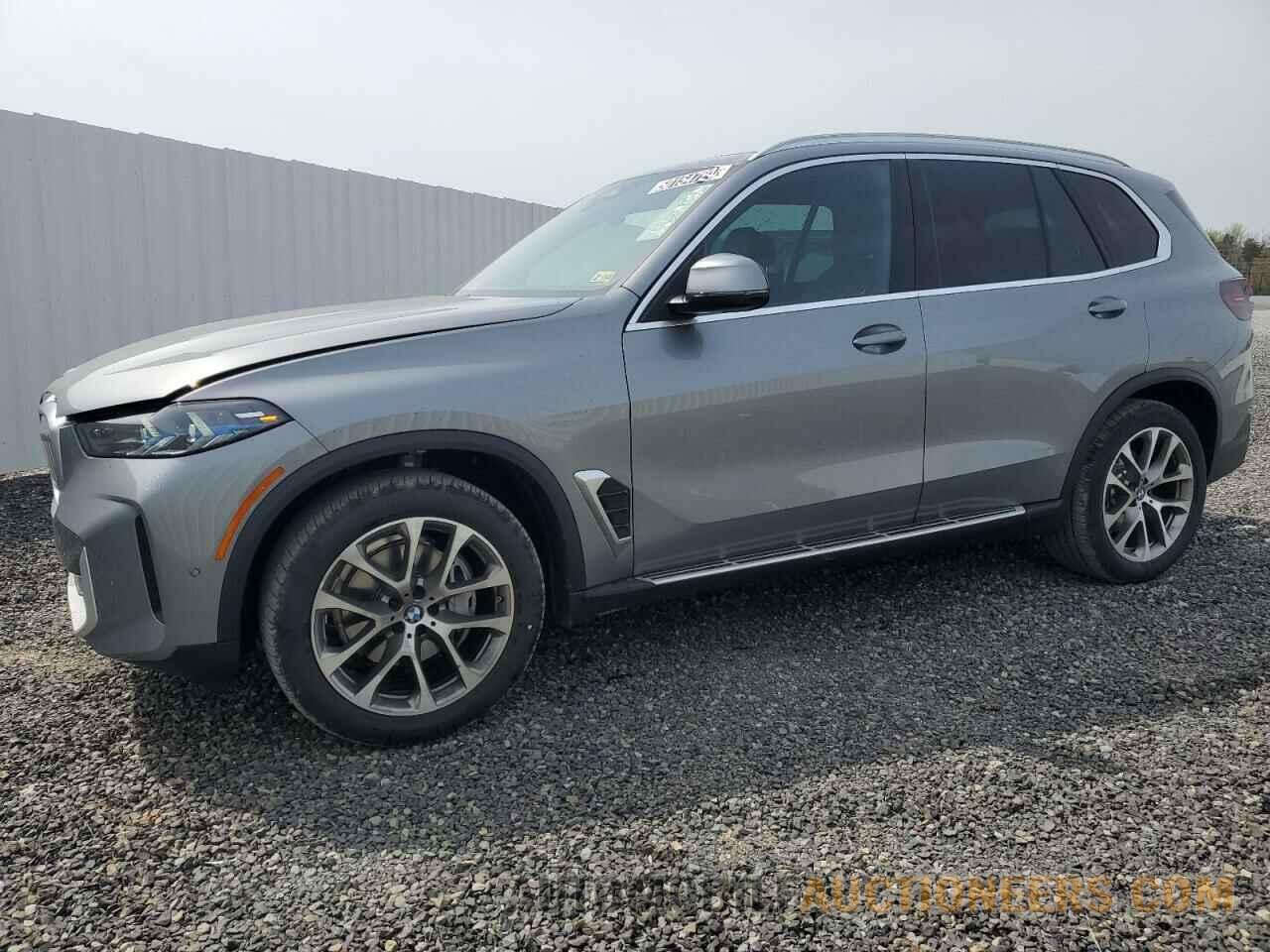 5UX23EU06R9V75847 BMW X5 2024