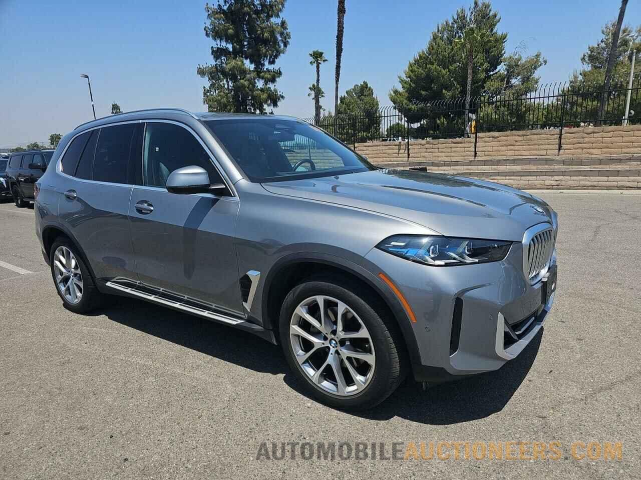 5UX23EU08R9S13048 BMW X5 2024