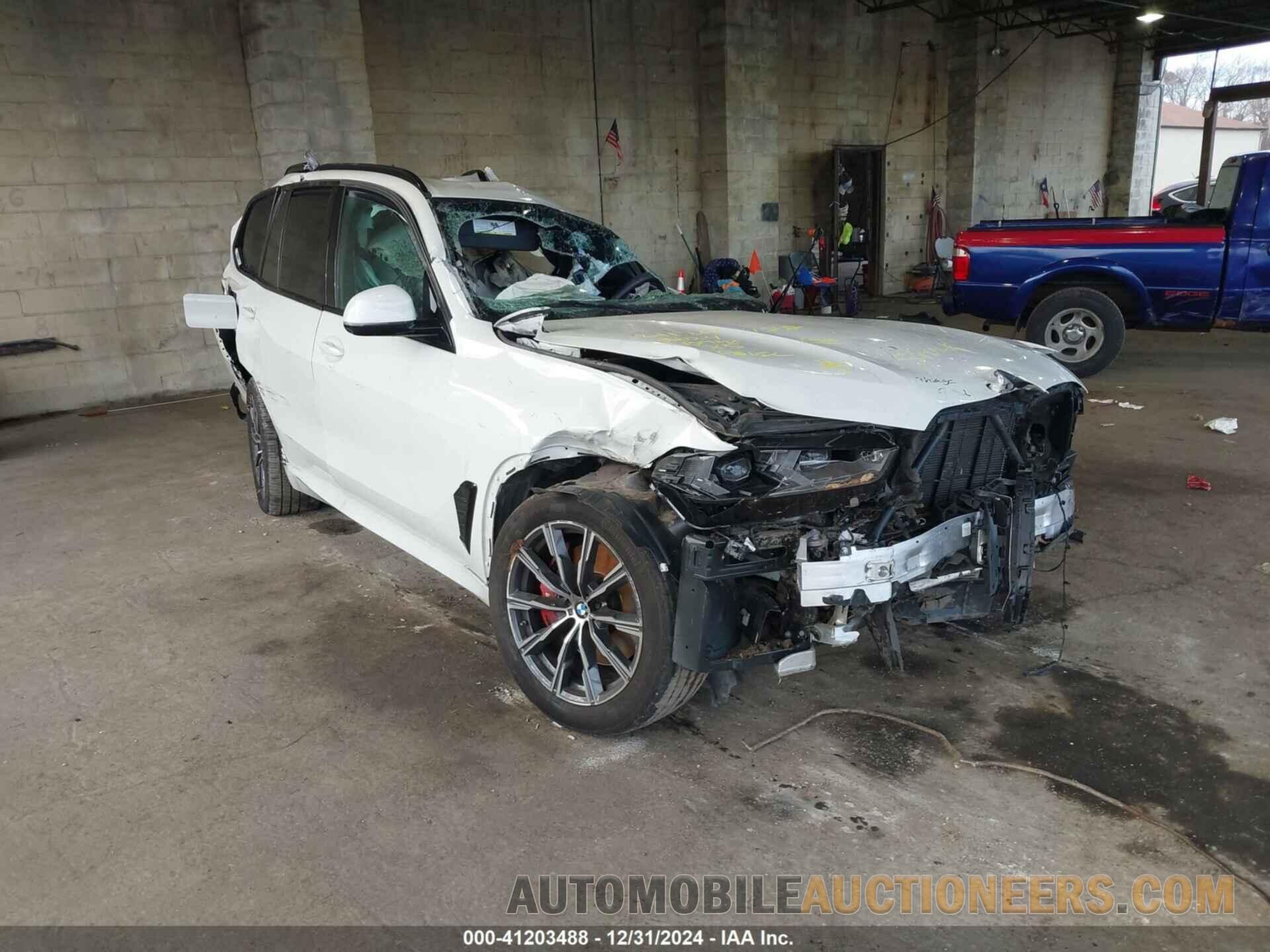 5UX23EU08R9S70866 BMW X5 2024