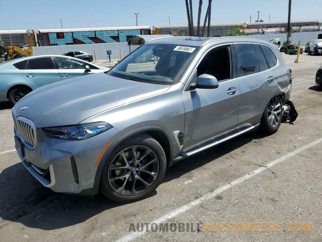 5UX23EU08R9T35621 BMW X5 2024