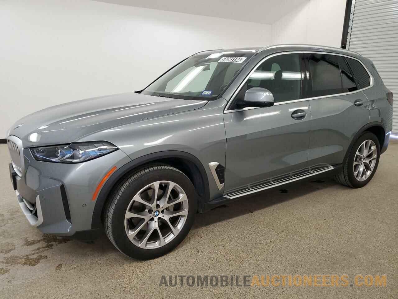 5UX23EU08R9T46781 BMW X5 2024