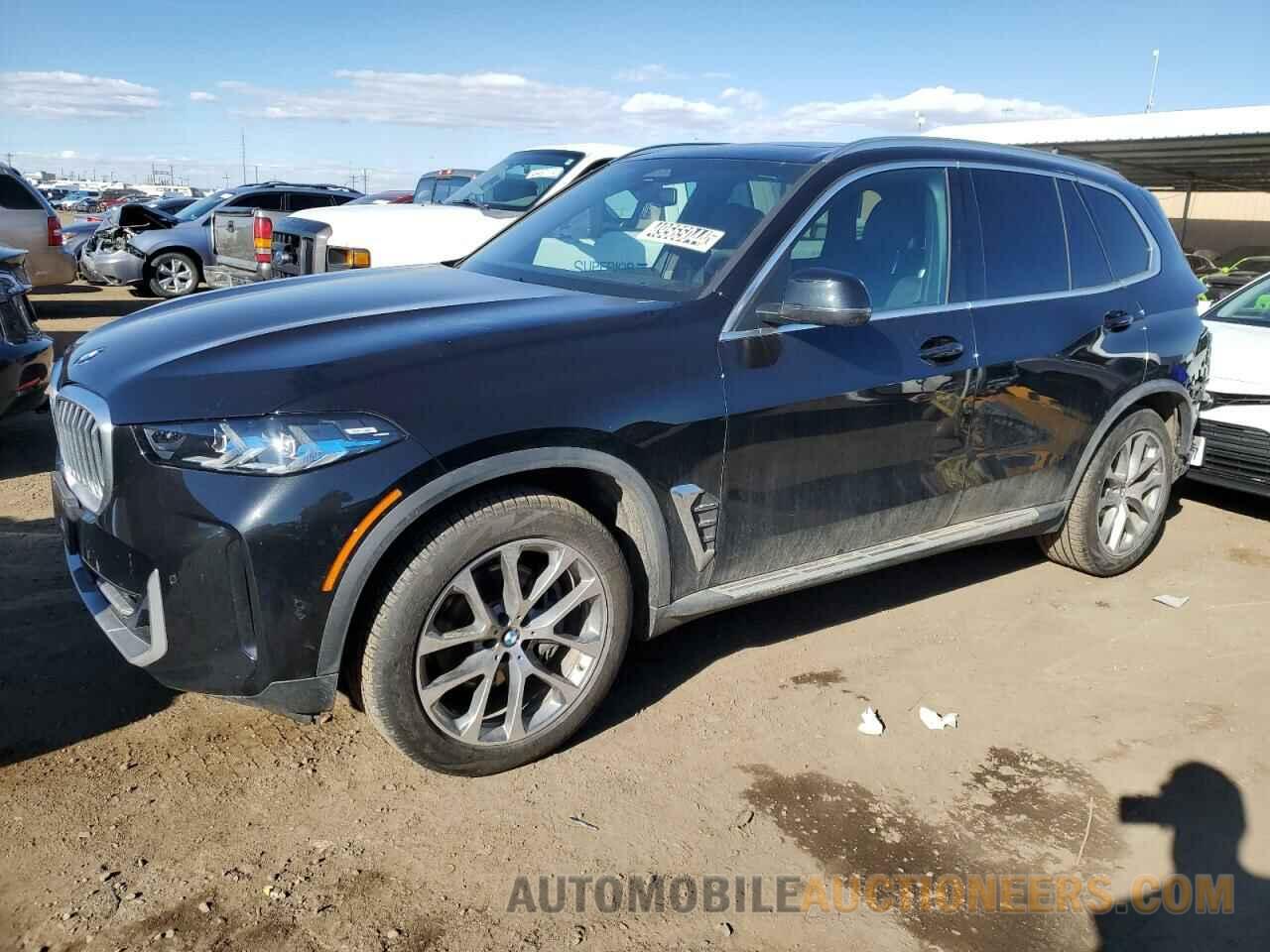 5UX23EU08R9V08246 BMW X5 2024