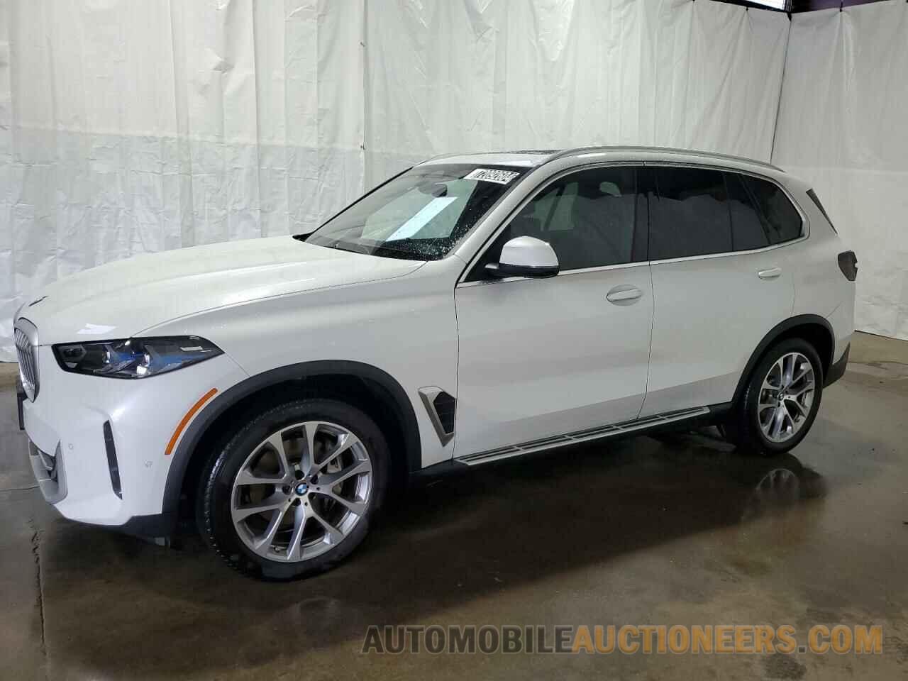 5UX23EU08R9V08392 BMW X5 2024