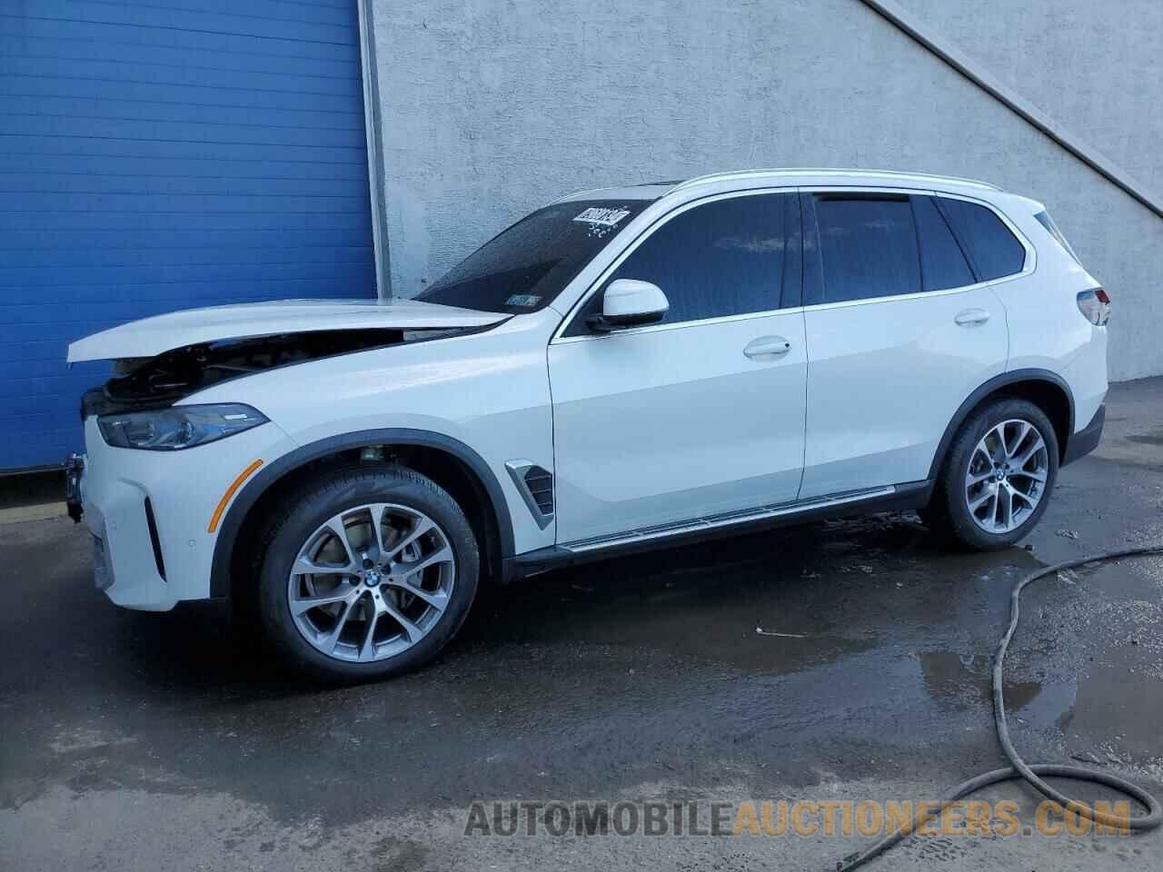 5UX23EU08R9V29422 BMW X5 2024