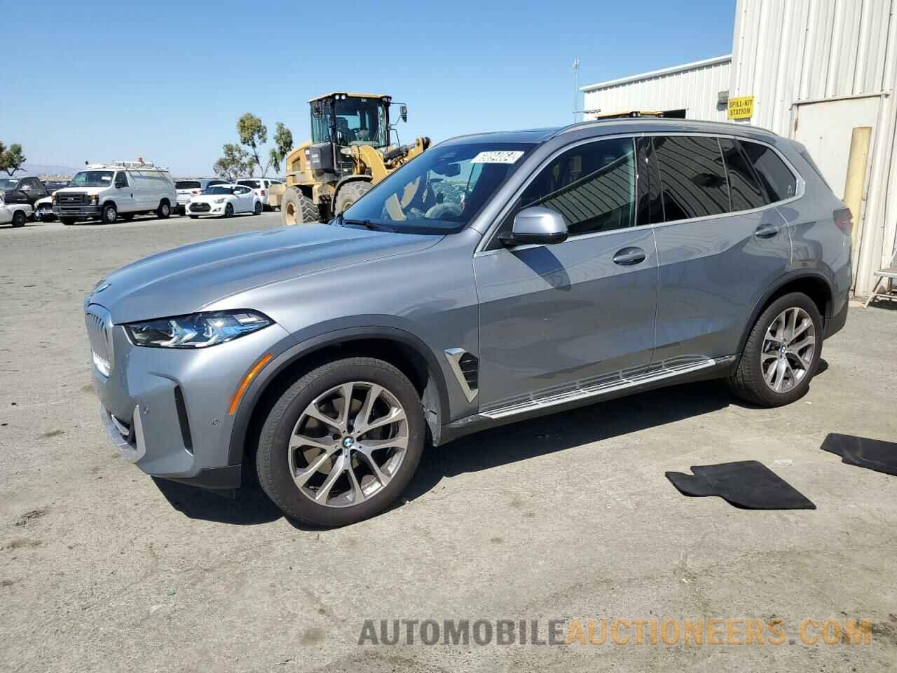 5UX23EU08R9V39660 BMW X5 2024