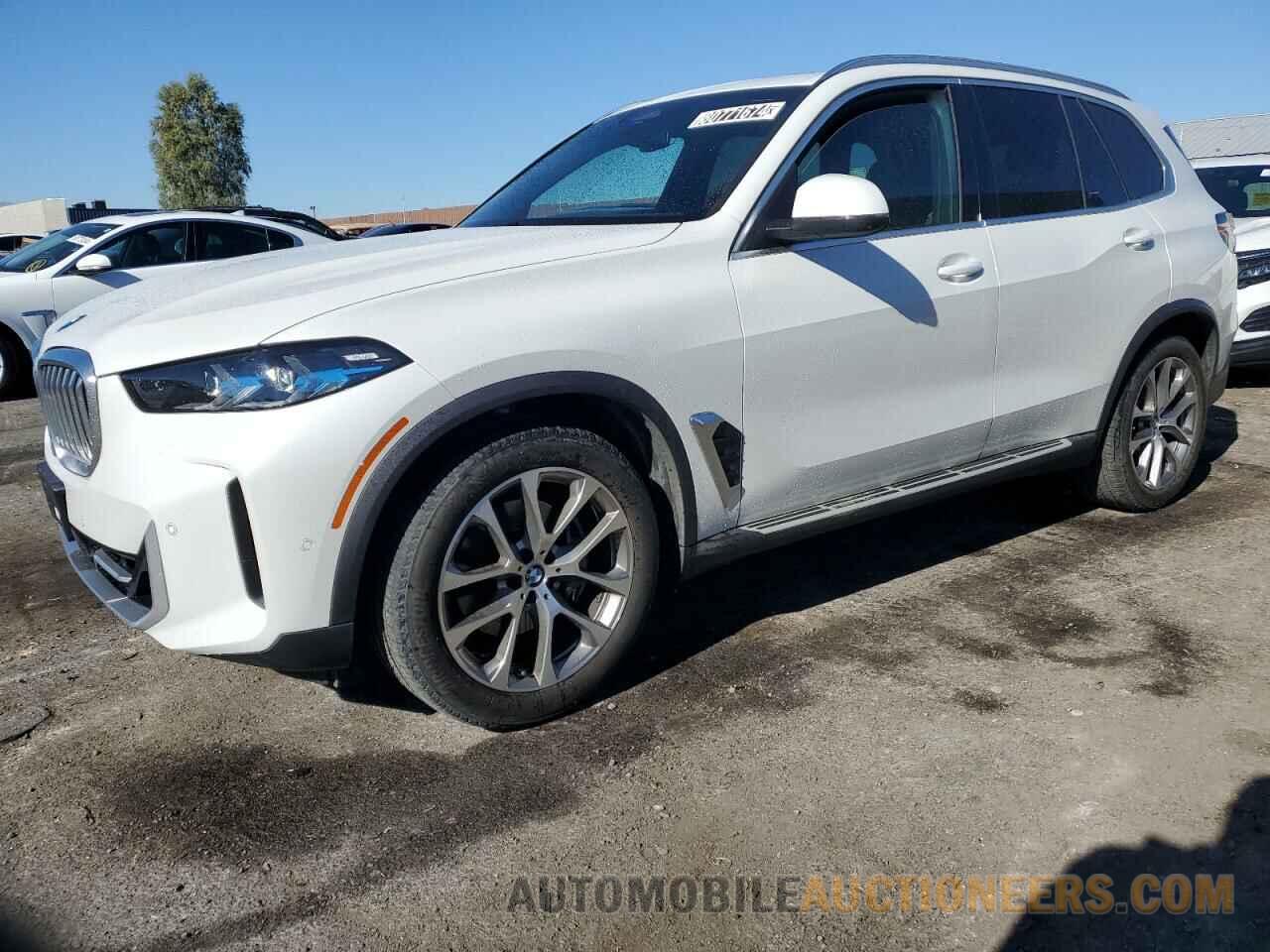 5UX23EU09R9T41623 BMW X5 2024