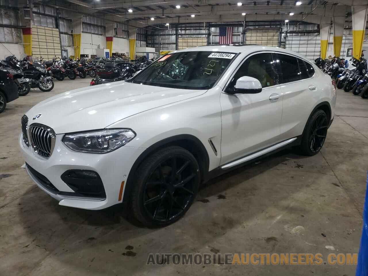 5UX2V1C03M9H85421 BMW X4 2021