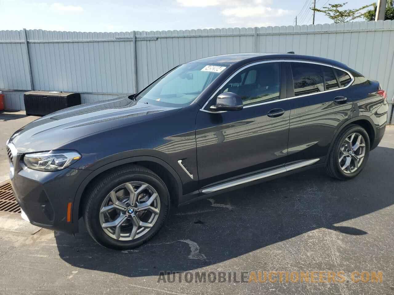 5UX33DT01R9V05995 BMW X4 2024