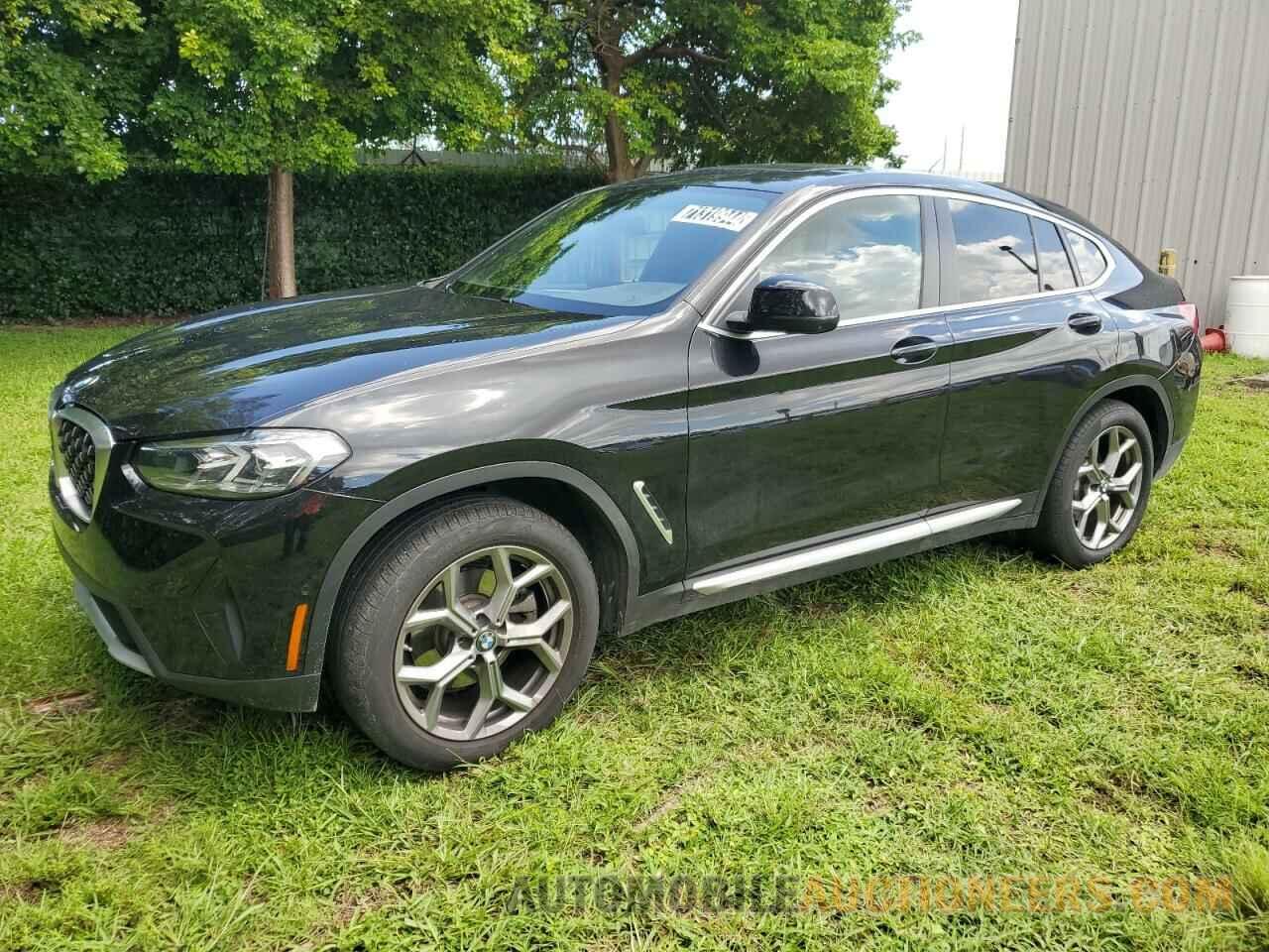 5UX33DT03R9V03729 BMW X4 2024