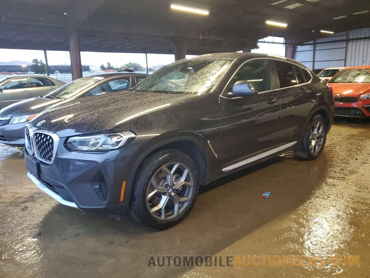 5UX33DT05R9V31287 BMW X4 2024