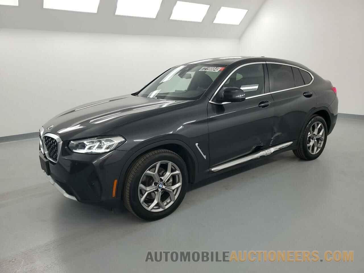 5UX33DT05R9V31869 BMW X4 2024