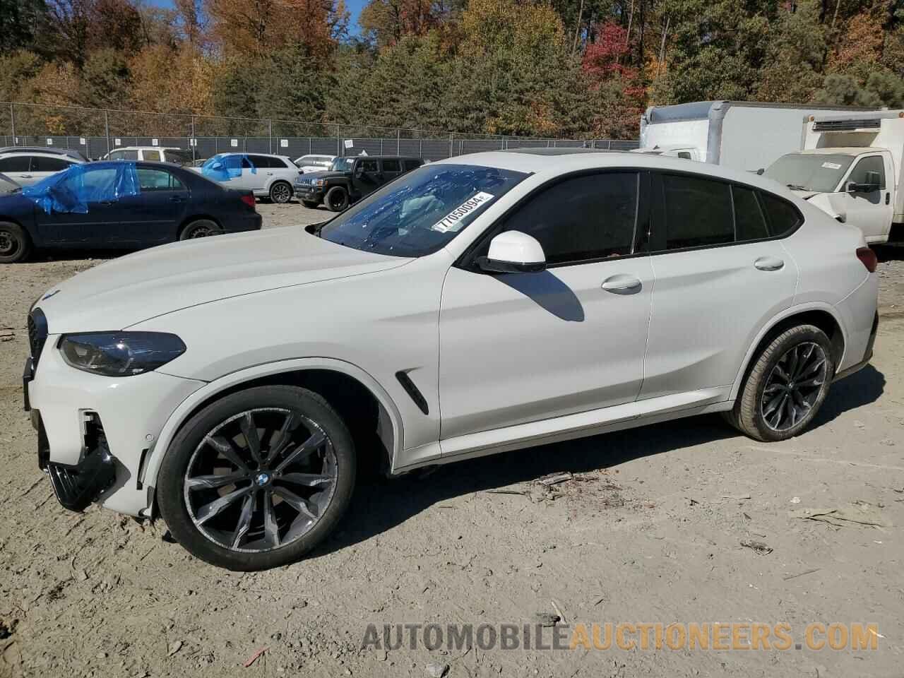 5UX33DT08R9U93182 BMW X4 2024