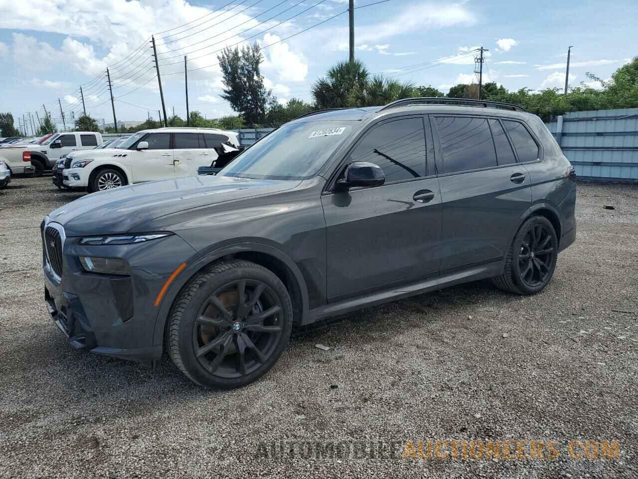 5UX33EM04R9S75714 BMW X7 M60I 2024