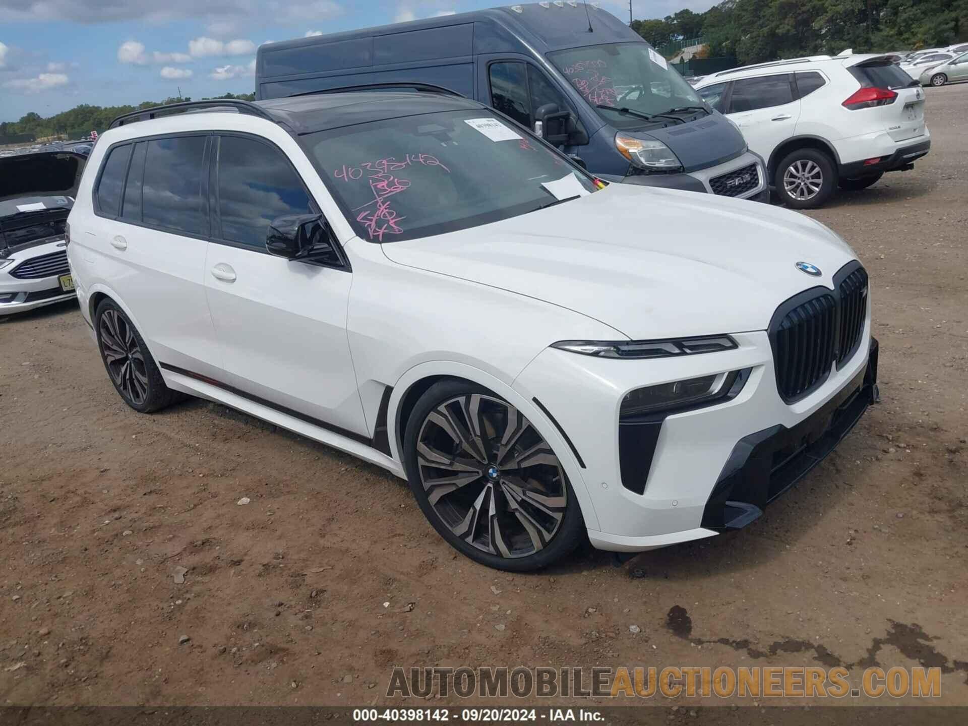 5UX33EM05R9S39188 BMW X7 2024