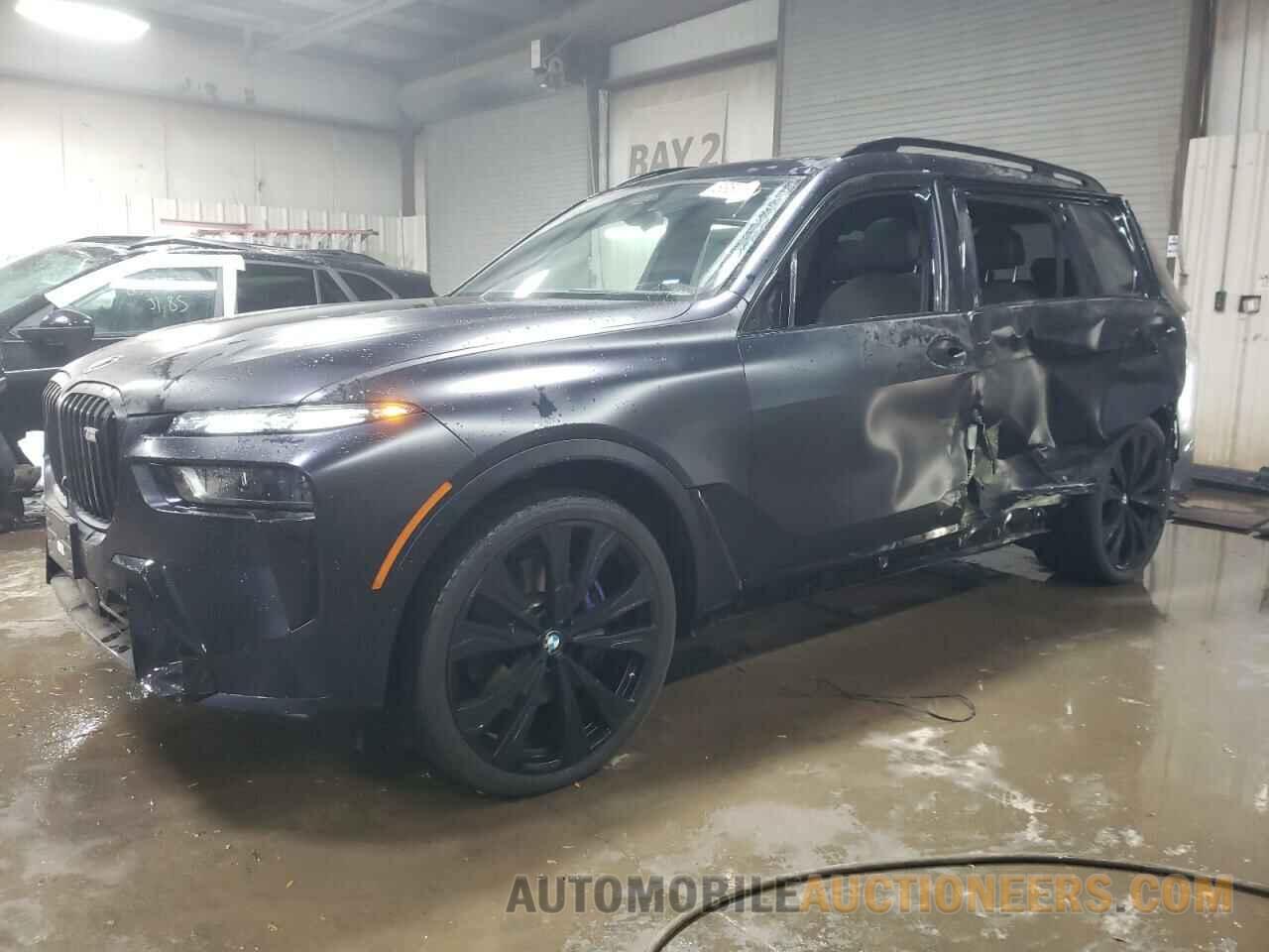 5UX33EM07R9S81670 BMW X7 M60I 2024