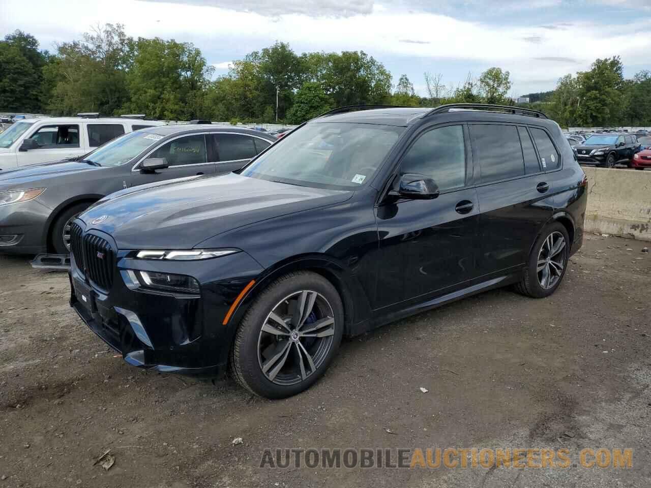 5UX33EM09P9R19611 BMW X7 M60I 2023