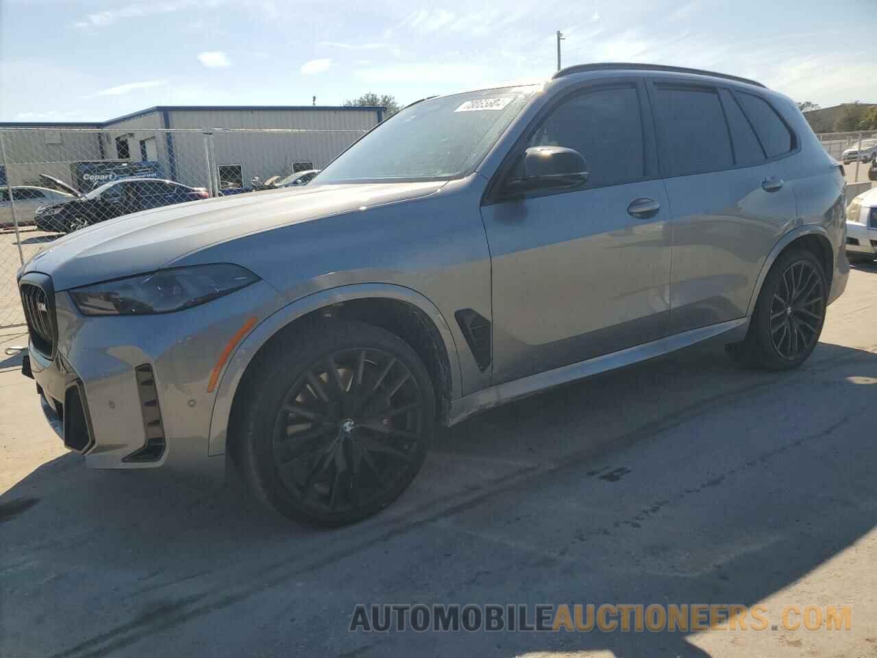 5UX33EU02S9X17802 BMW X5 M60I 2025