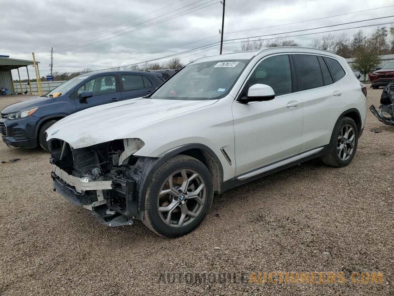 5UX43DP09R9W15174 BMW X3 2024