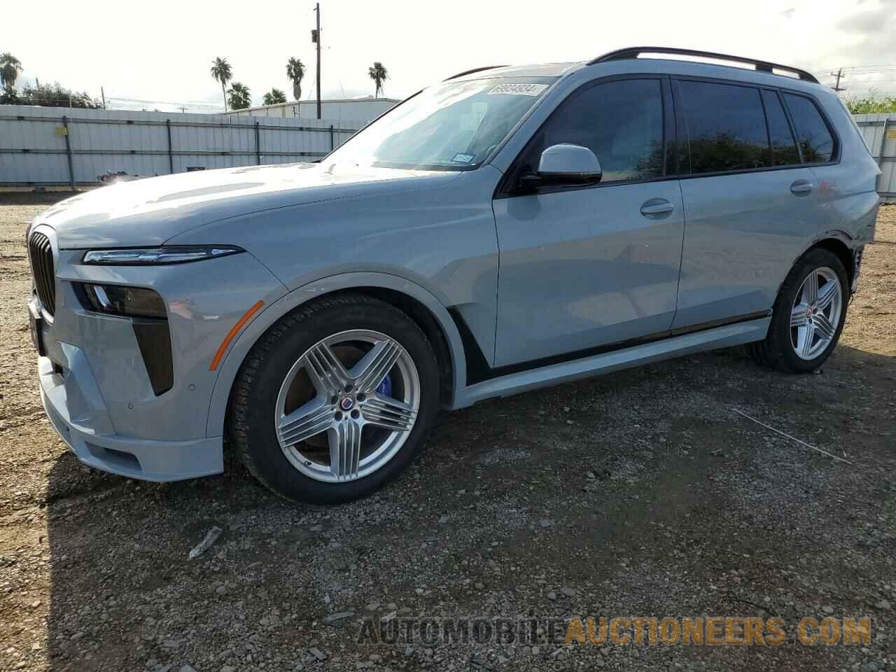 5UX43EM13R9V44685 BMW X7 2024