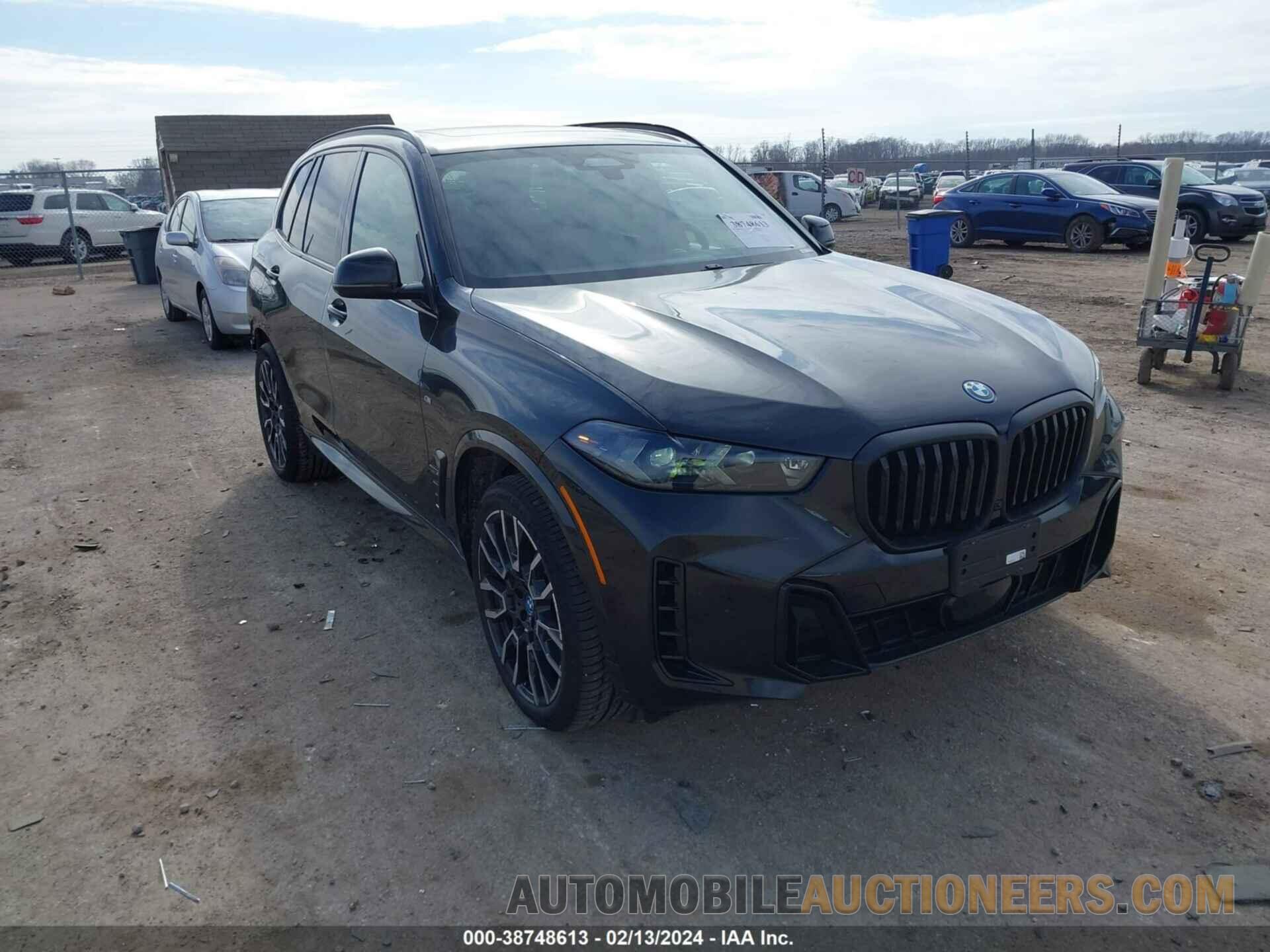 5UX43EU04R9U58972 BMW X5 PHEV 2024