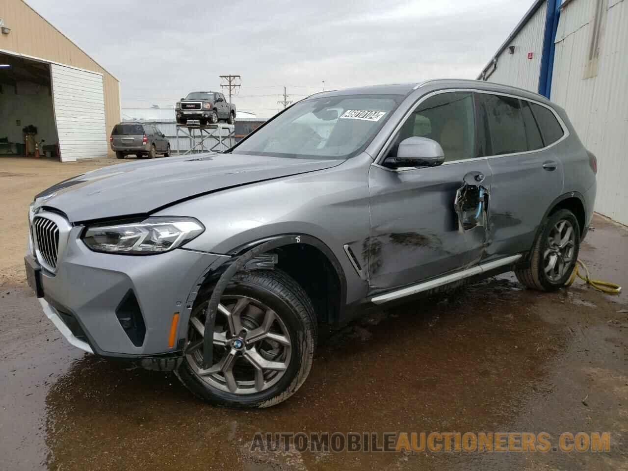 5UX53DP01R9U94645 BMW X3 2024