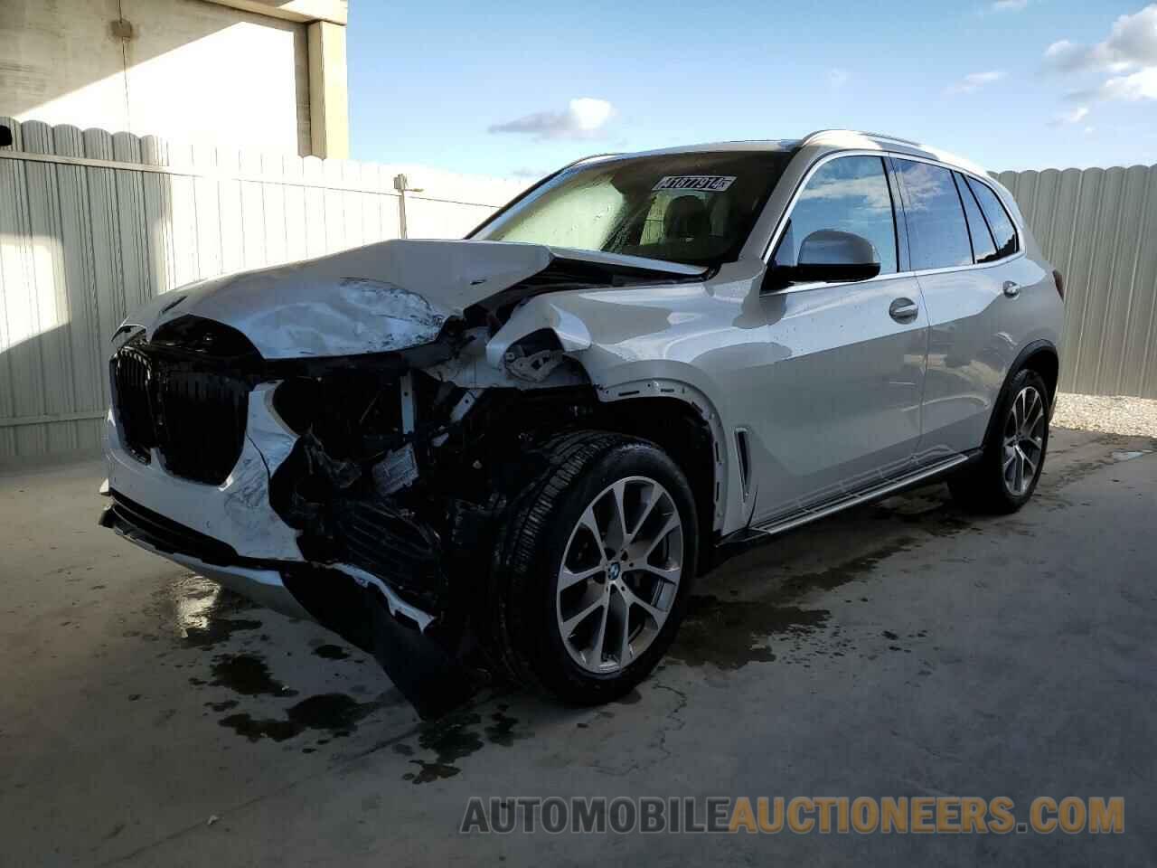 5UXCR4C00P9N49823 BMW X5 2023