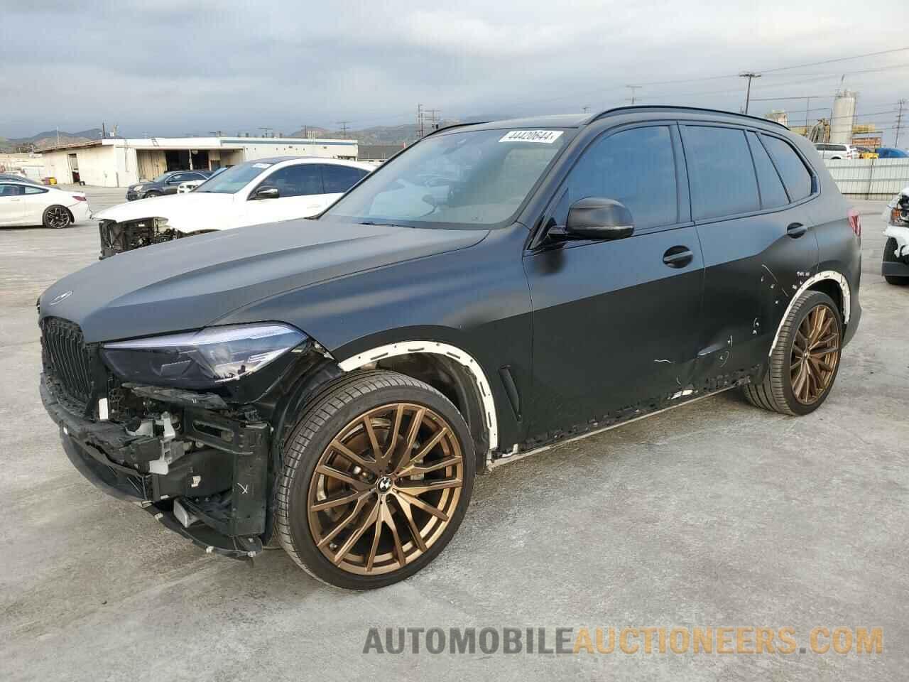 5UXCR4C01LLT18720 BMW X5 2020