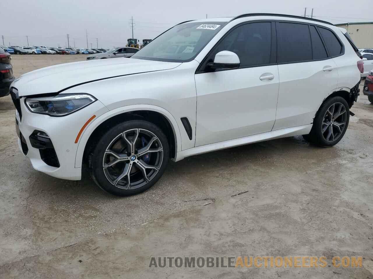 5UXCR4C02M9E17743 BMW X5 2021