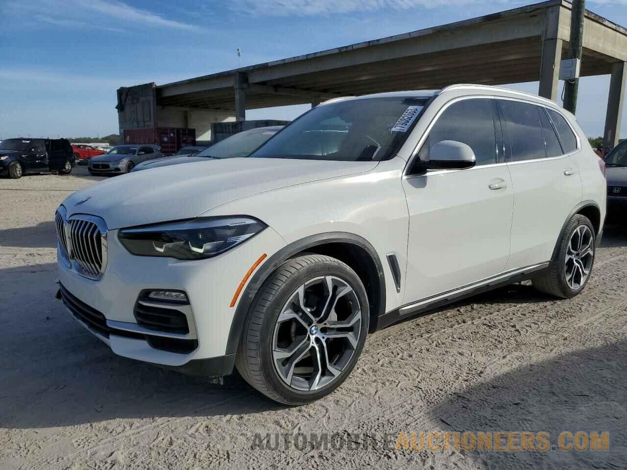 5UXCR4C09LLT19372 BMW X5 2020