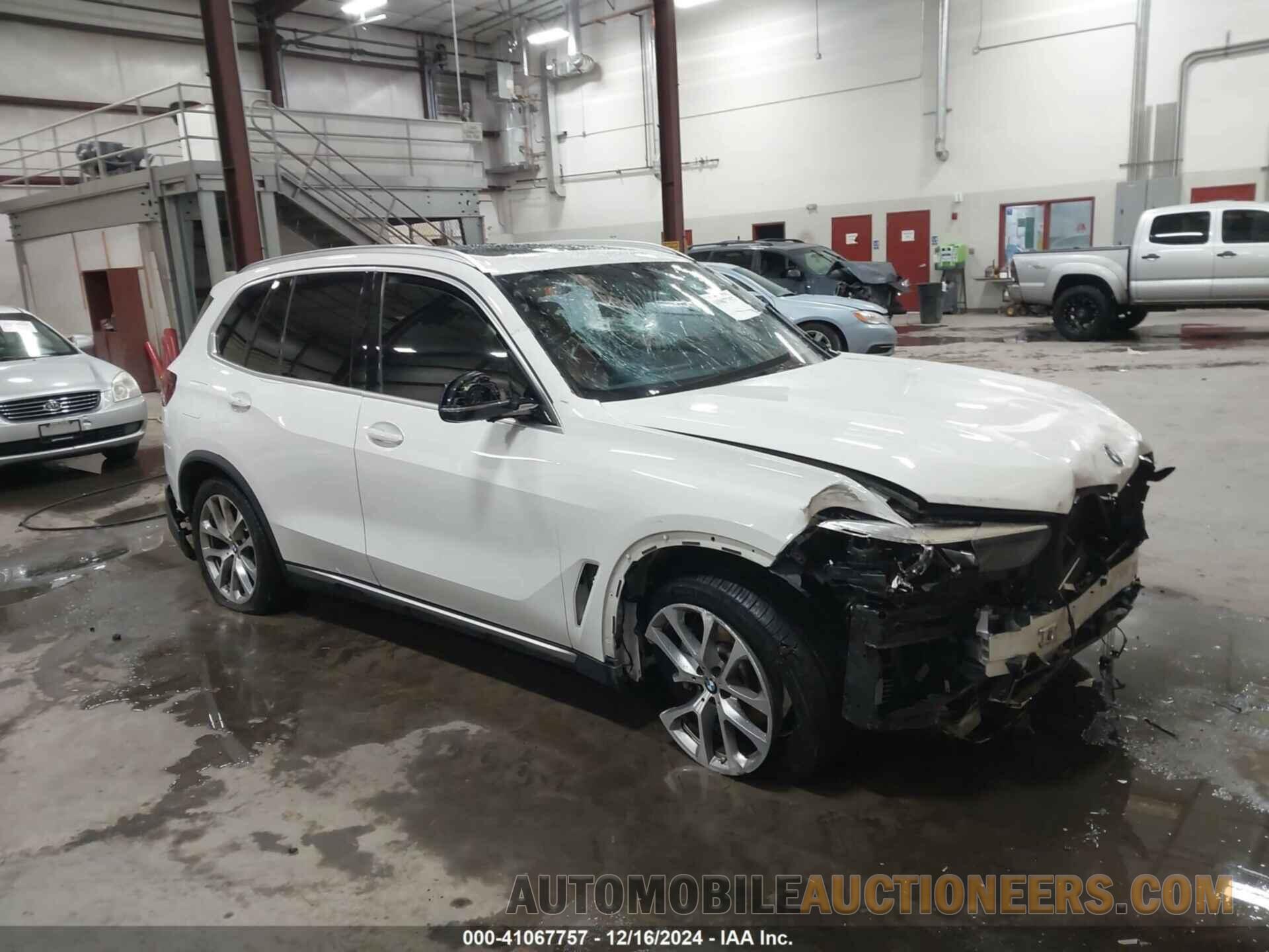 5UXCR6C04M9G32469 BMW X5 2021