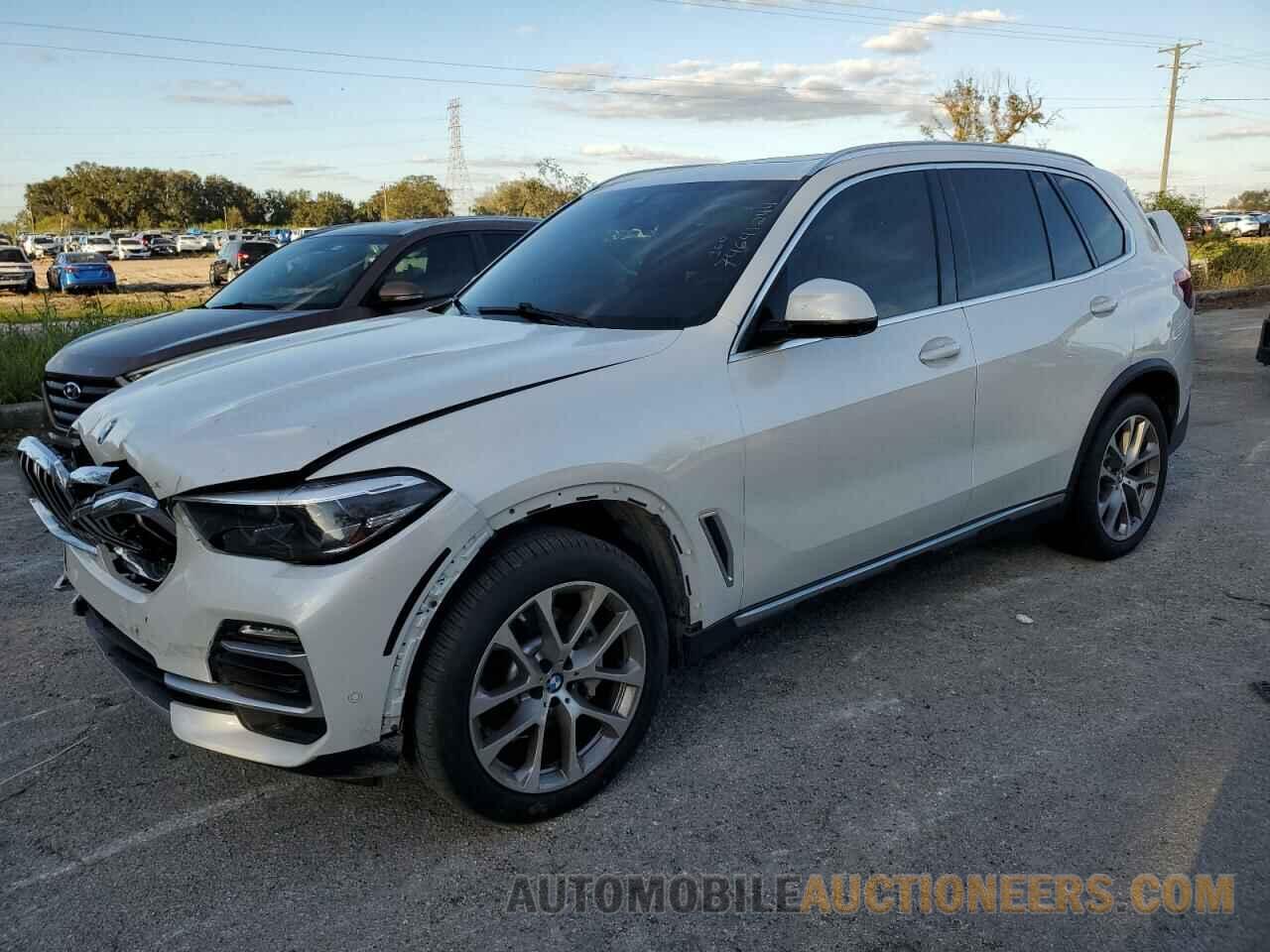 5UXCR6C09L9B63345 BMW X5 2020