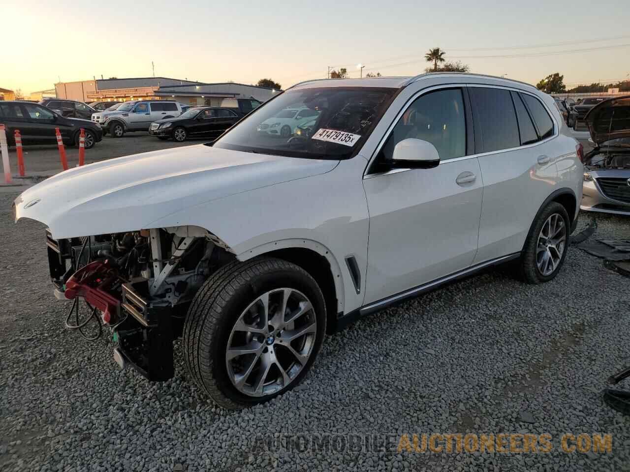 5UXCR6C09N9J76340 BMW X5 2022