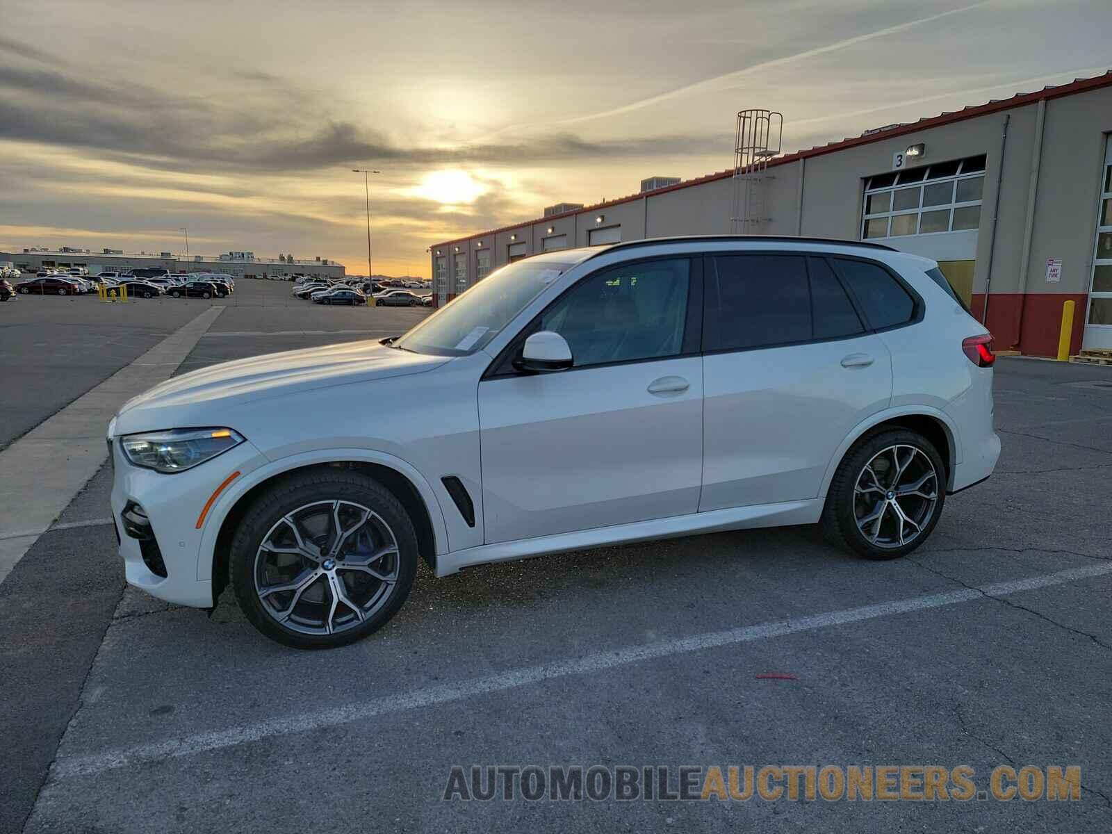 5UXCR6C50KLL21338 BMW X5 2019