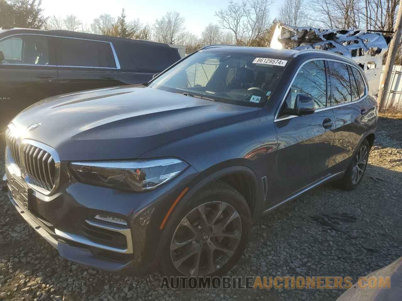 5UXCR6C50KLL52735 BMW X5 2019