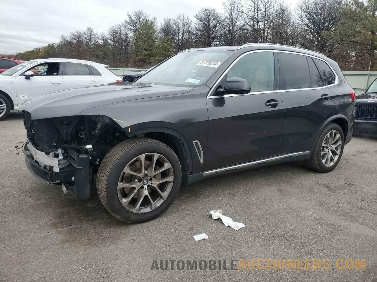 5UXCR6C50KLL65064 BMW X5 2019